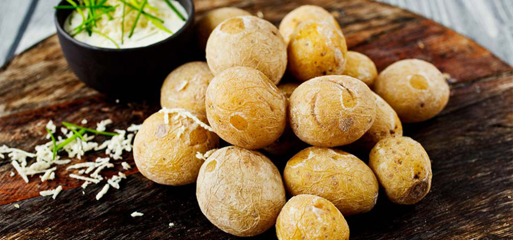 Salt-boiled new potatoes